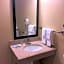 Cobblestone Inn & Suites - Waverly