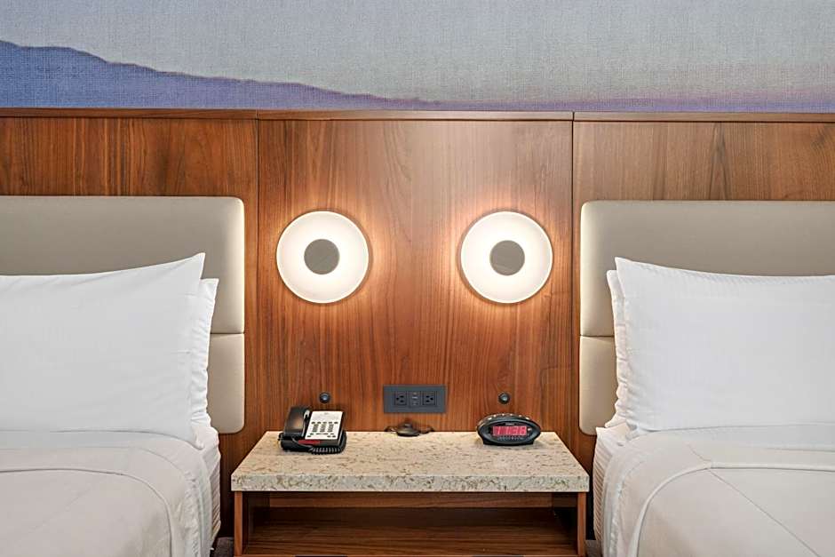 Gateway Hotel Santa Monica