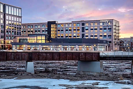 Canopy by Hilton Sioux Falls Downtown