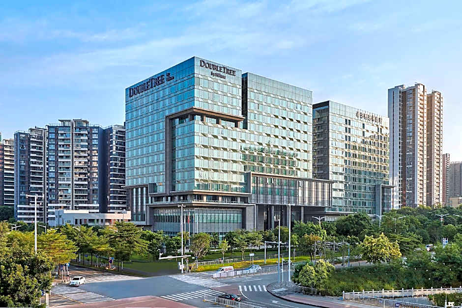 DoubleTree by Hilton Shenzhen Airport Residences