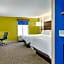 Holiday Inn Express & Suites Philadelphia - Mt. Laurel By IHG