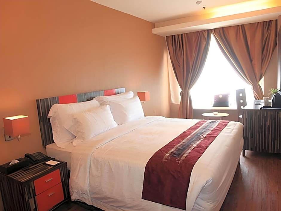 Lion Hotel & Plaza Manado