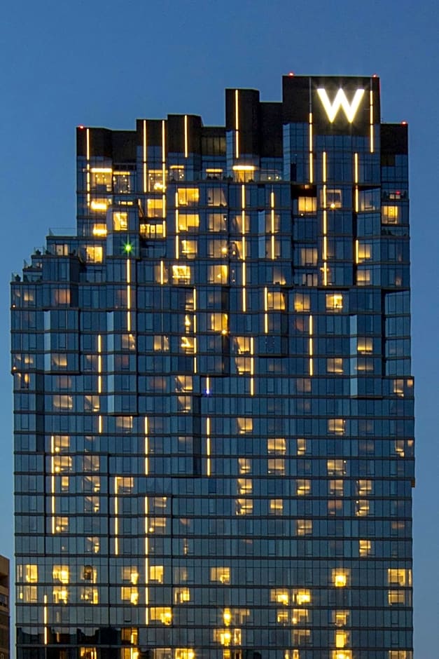 W Philadelphia