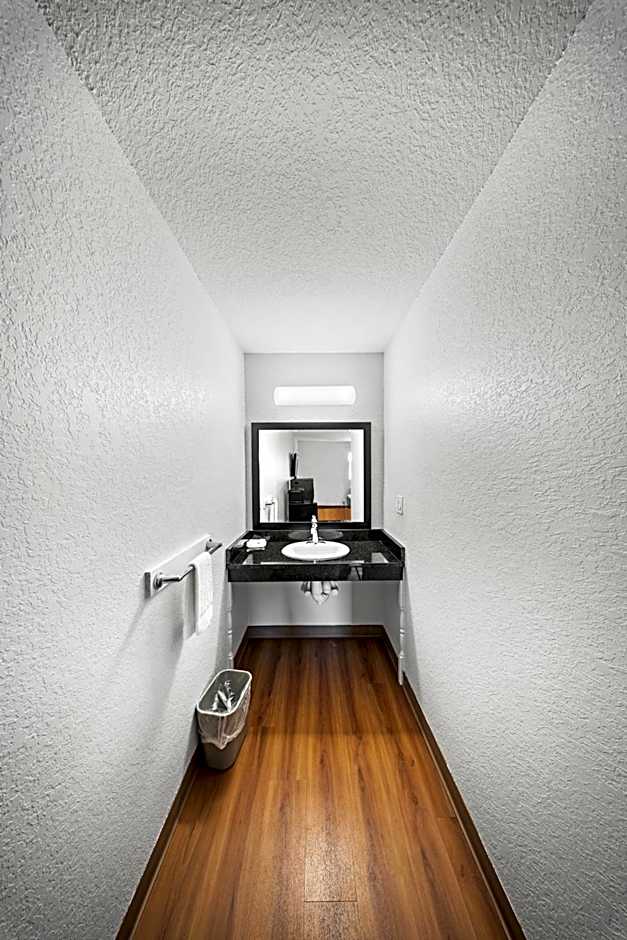 Motel 6-Moultrie, GA