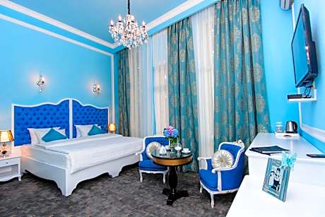 Deluxe Double or Twin with Balcony
