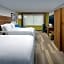 Holiday Inn Express & Suites North Brunswick By IHG