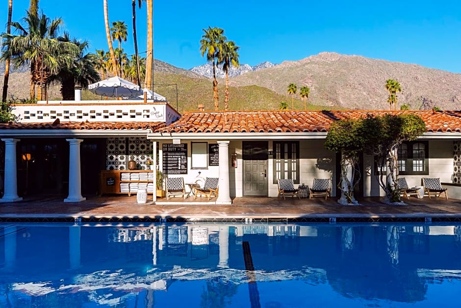 Villa Royale Inn