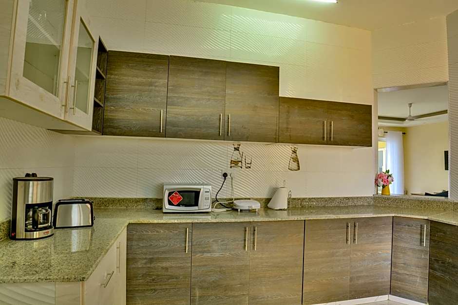 Fenns Cozy Apartment - Nyali