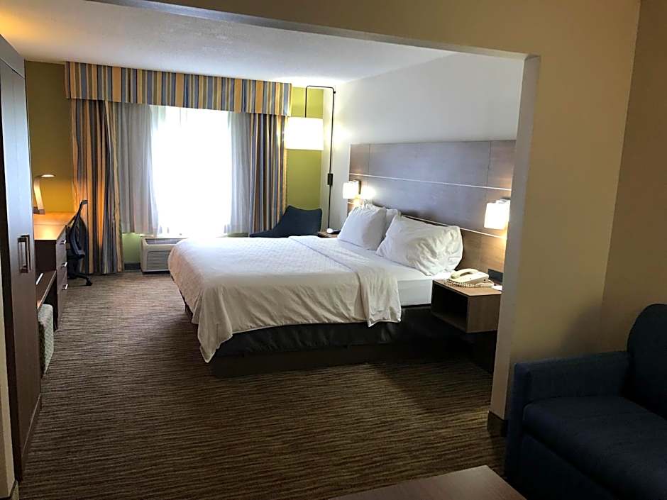 Holiday Inn Express and Suites Pikeville By IHG