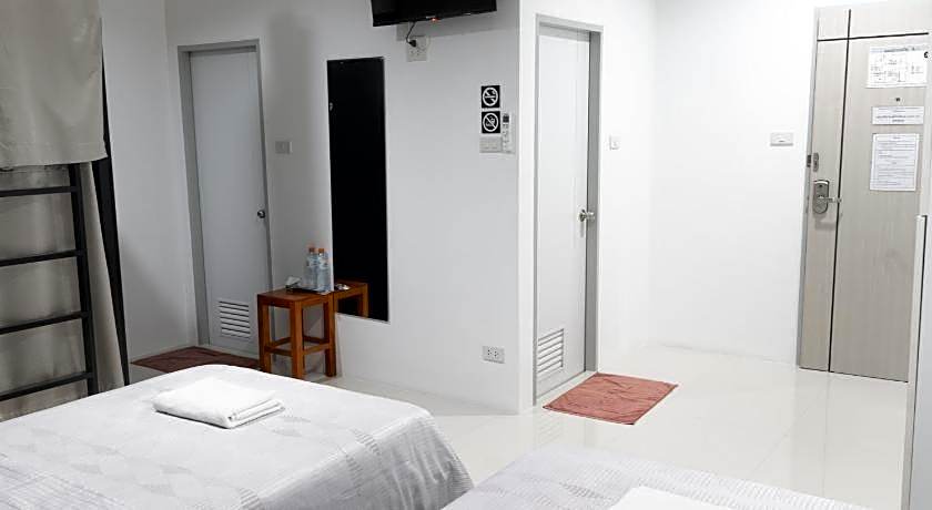 Munruk Hostel