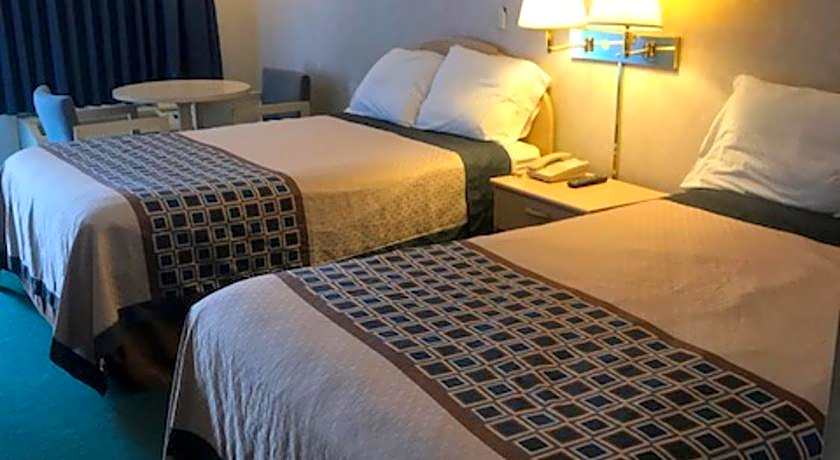 Rodeway Inn Findlay University Area