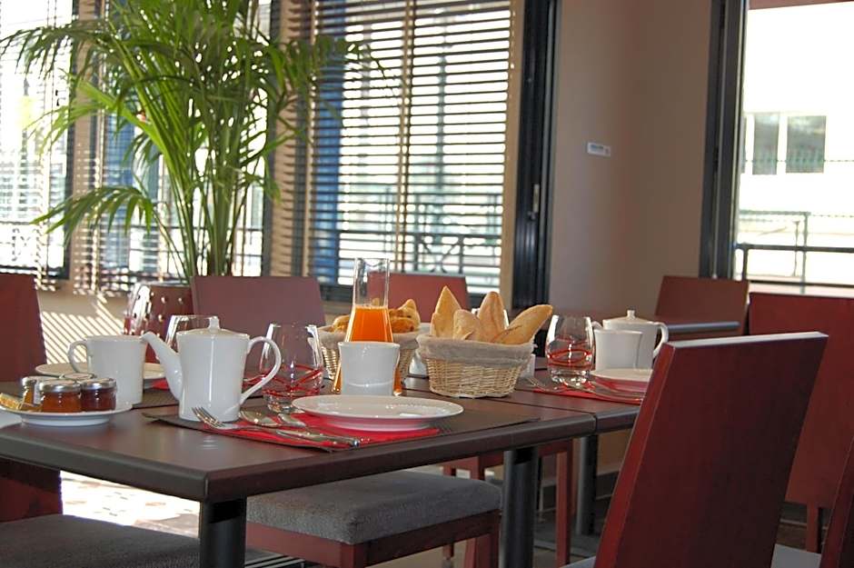 Plessis Parc Hotel