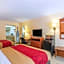 Econo Lodge Inn & Suites Gulfport Airport