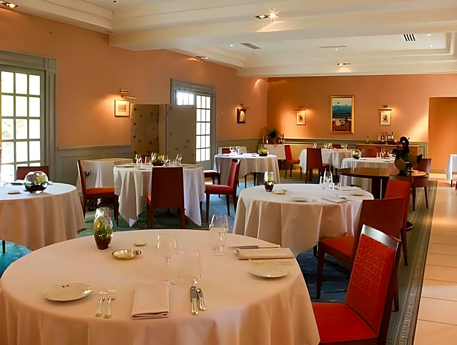 Le Pre du Moulin - Maison Alonso - Hotel & Restaurant