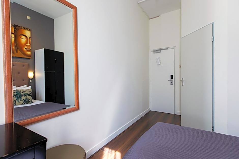 Quentin England Hotel