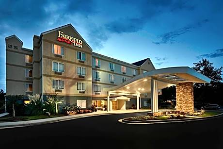 Fairfield Inn by Marriott Myrtle Beach Broadway at the Beach