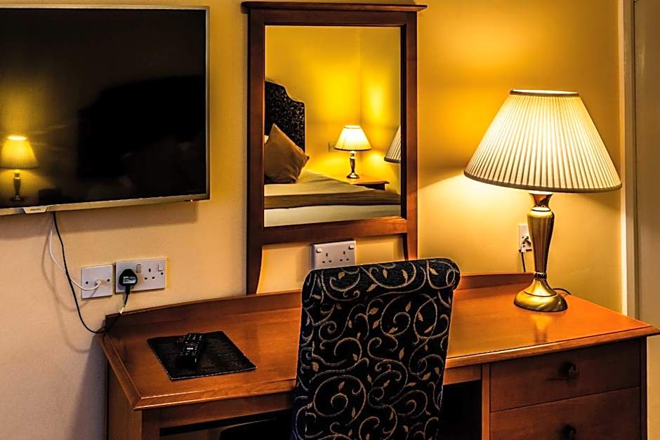 Tiverton Hotel Lounge & Venue