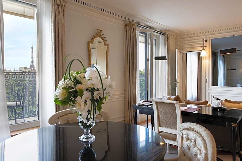 La Réserve Paris Hotel & Spa