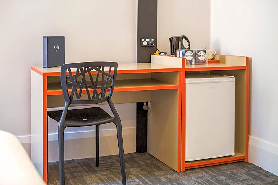 Nightcap at Regents Park Hotel