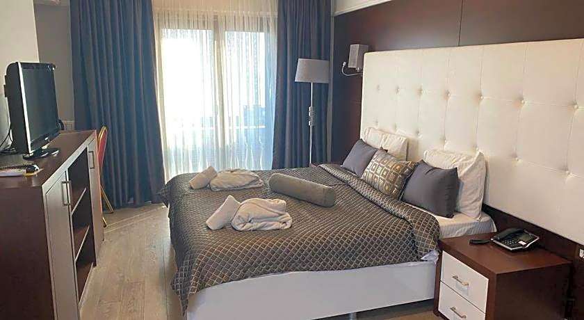 PARADISE ISLAND HOTEL