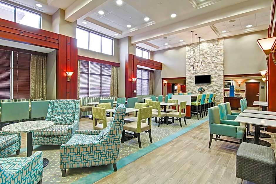 Hampton Inn By Hilton & Suites Guelph, Ontario, Canada