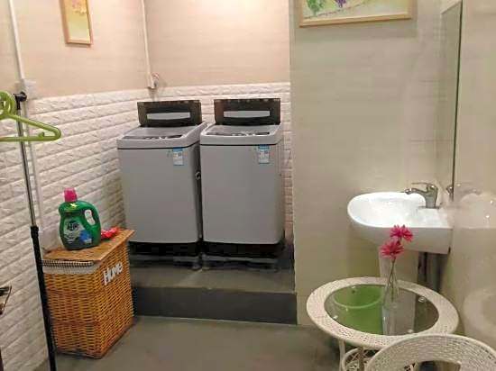 Home Inn (Guangzhou Shangxiajiu Changshou Road Metro Station Hualin Yuqicheng Branch)