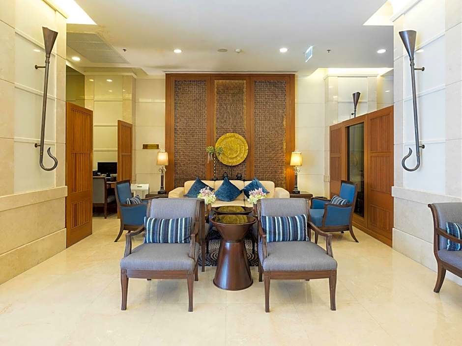 Centre Point Plus Hotel Silom