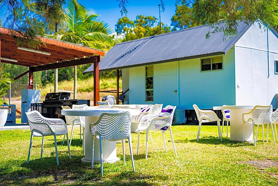 Capri Cabins