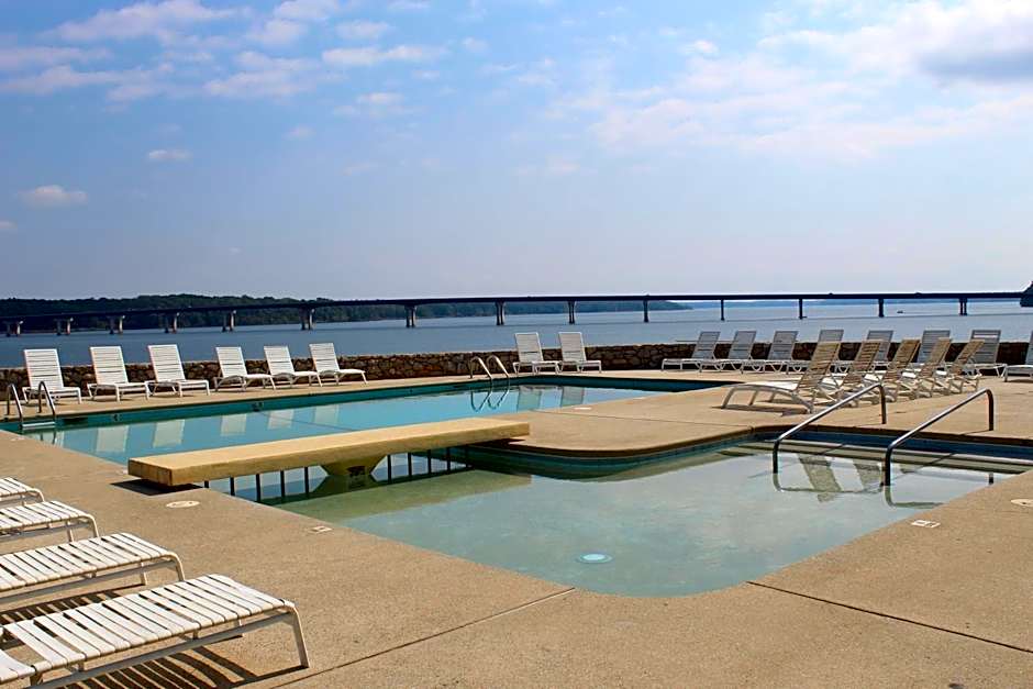 Quality Inn - On The Lake Clarksville-Boydton