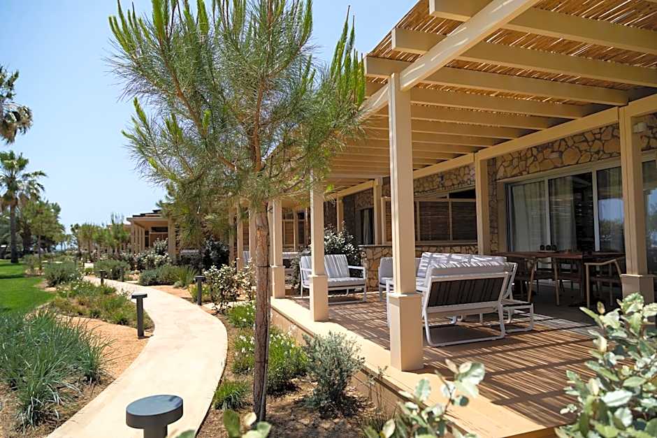 Elya Beach Luxury Suites