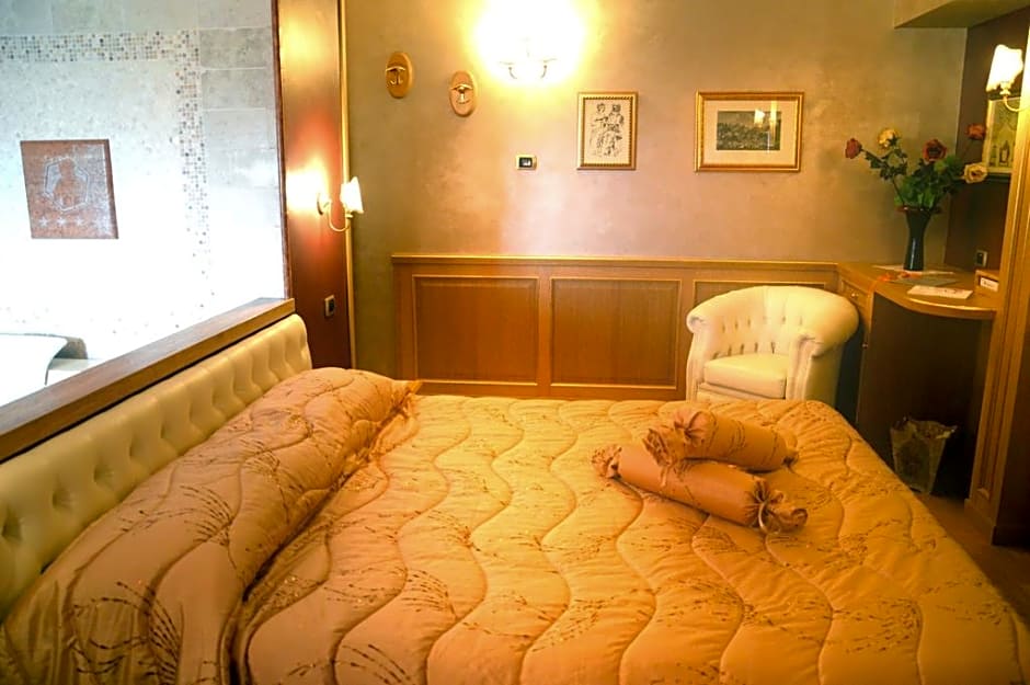 Tesoretto Hotel