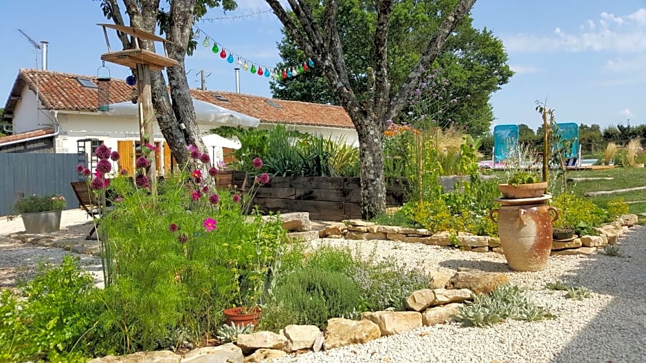 La Vieille Gorce Chambres d'Hôtes near Civray