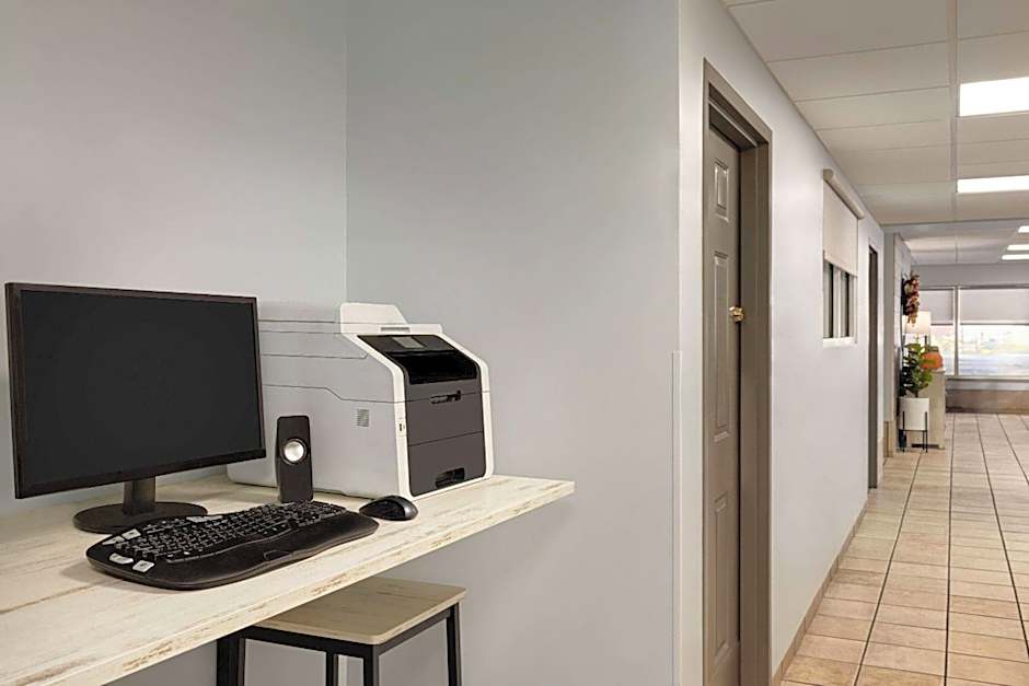 Days Inn by Wyndham Hershey