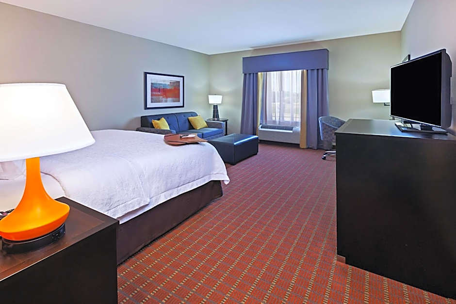 Hampton Inn By Hilton Marion