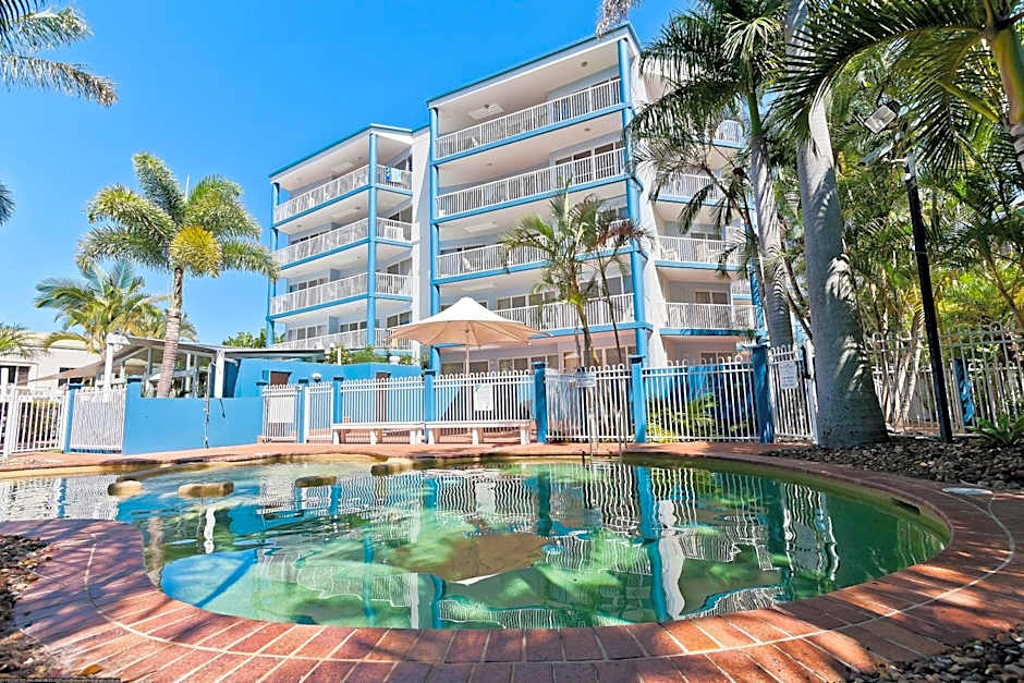 White Crest Apartments