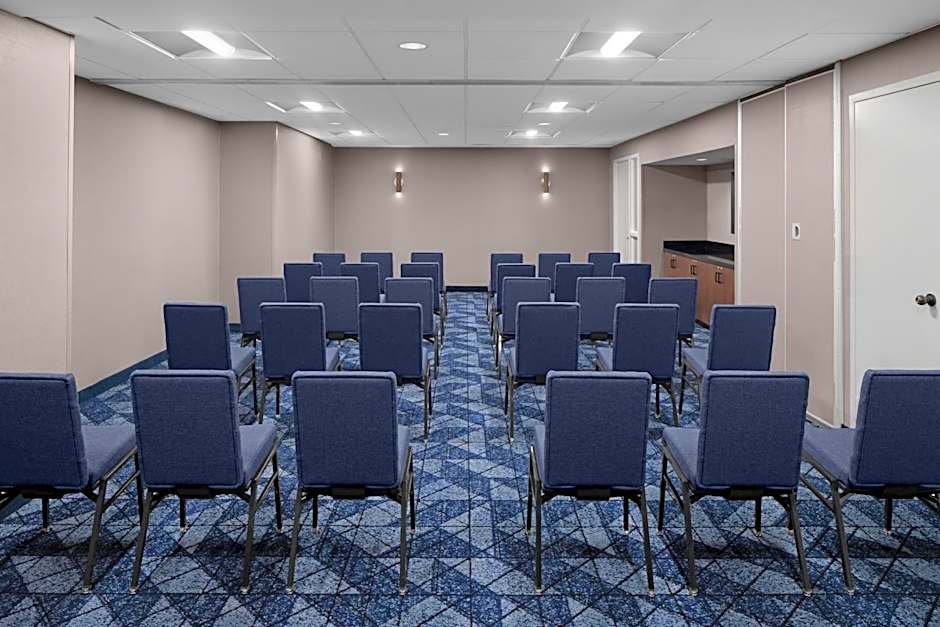 Courtyard by Marriott Pittsburgh University Center