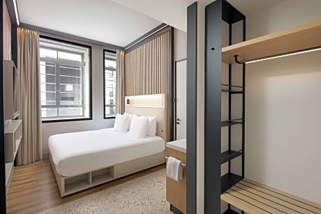 King Accessible Room