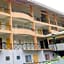 Gardenville Hotel