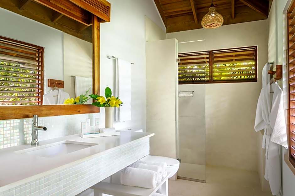 Couples Swept Away - All Inclusive - Couples Only