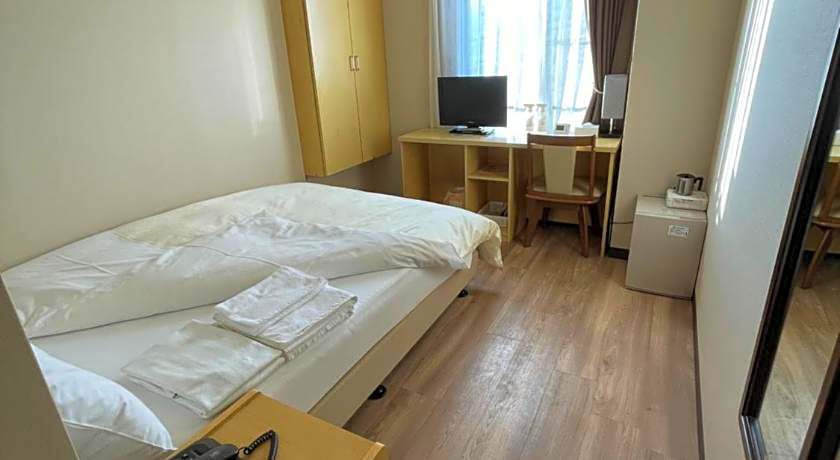 Hotel Shibukawa Hills