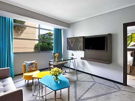 One-Bedroom Executive King Suite