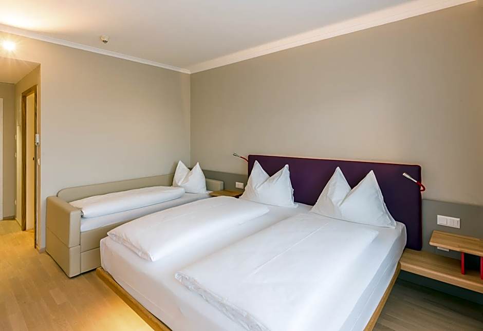 All in Red Thermenhotel