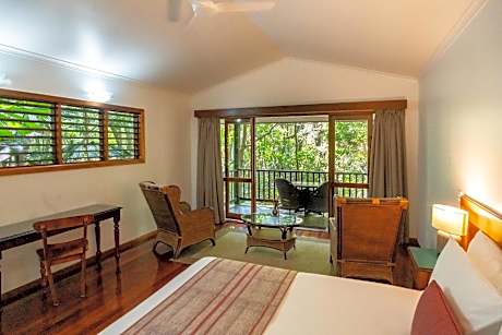 Jungle Walk Bungalow