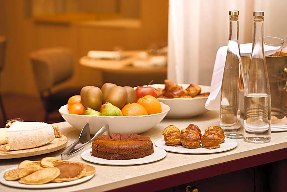 Hostellerie Du Chapeau Rouge