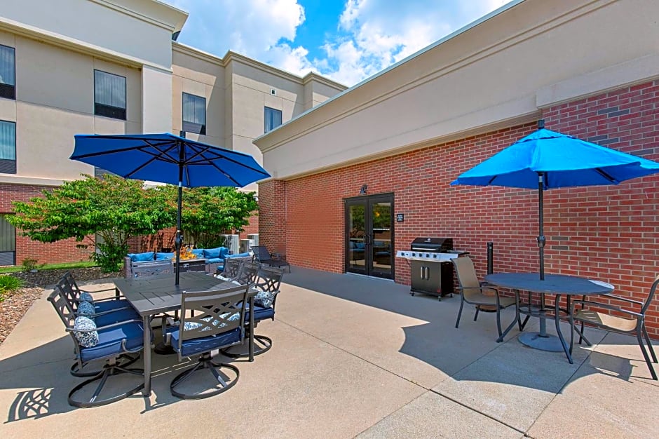 Hampton Inn By Hilton & Suites Madisonville