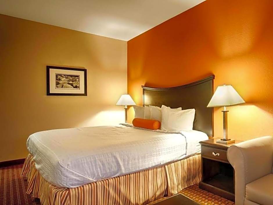 Best Western Plus Circle Inn