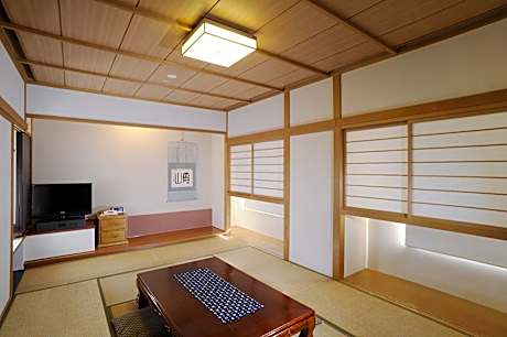 Japanese-Style Room