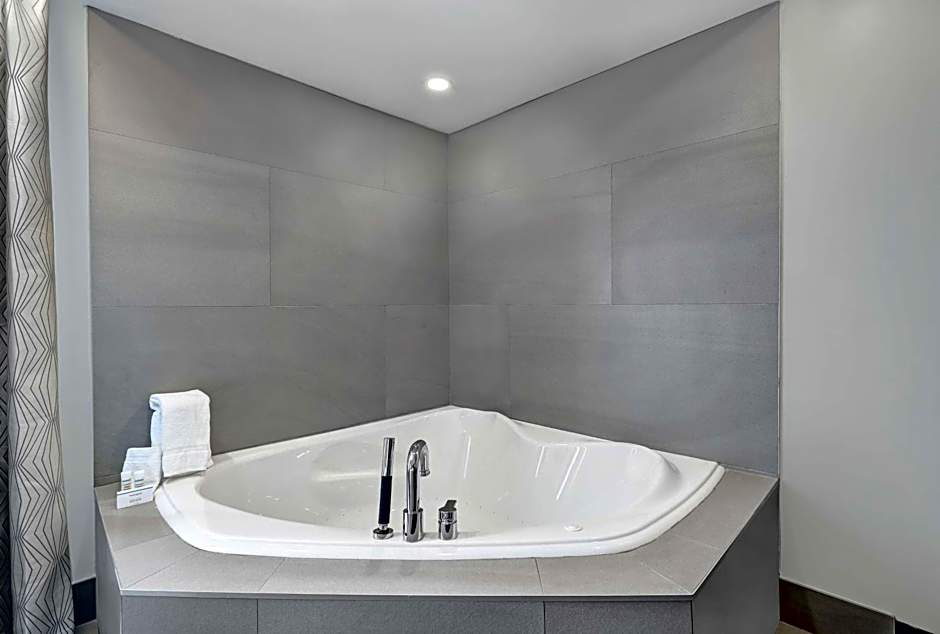 Homewood Suites By Hilton London Ontario