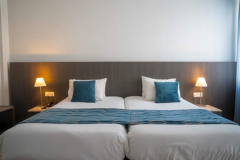 Mikes Kanarium City Hotel