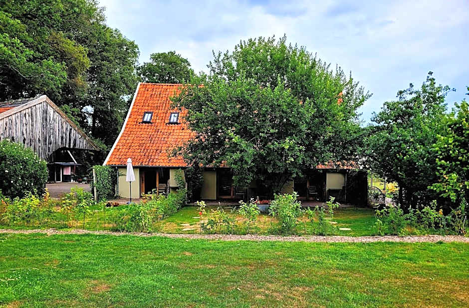 't Buitenverblijf Erve Punte